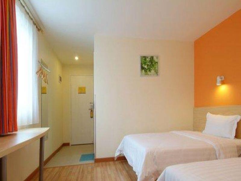 7 Days Inn Fuzhou Gandong Avenue Passenger Station Exteriör bild