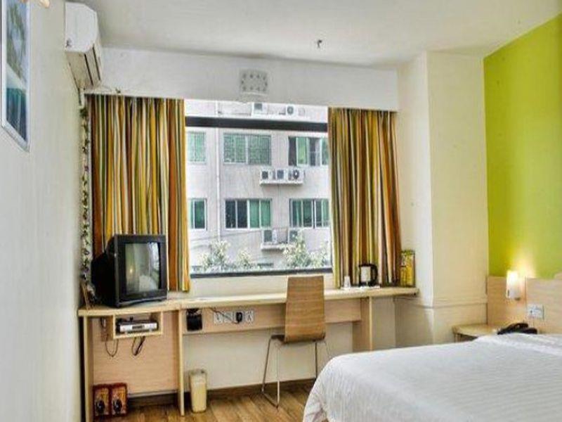7 Days Inn Fuzhou Gandong Avenue Passenger Station Exteriör bild